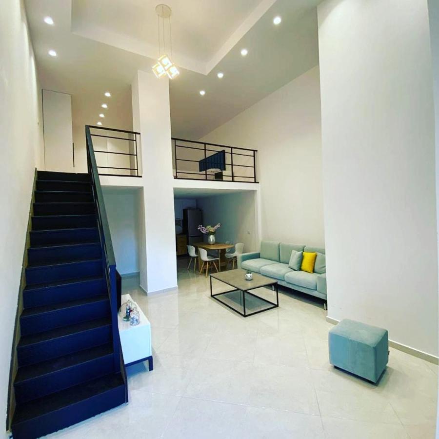 Vlorë Apartament Me Qera Dublex Lungomare מראה חיצוני תמונה