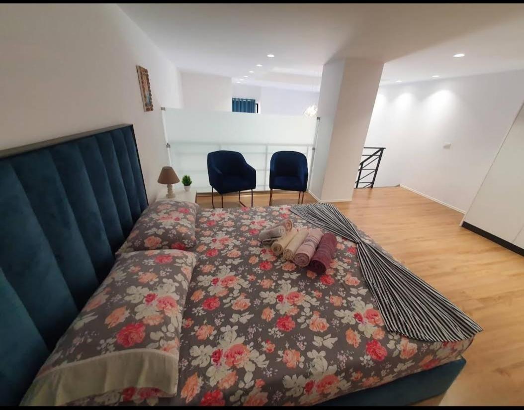 Vlorë Apartament Me Qera Dublex Lungomare מראה חיצוני תמונה