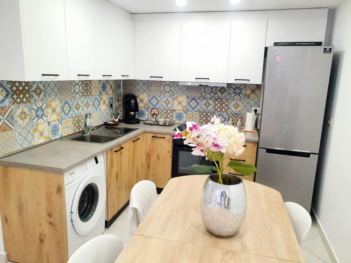 Vlorë Apartament Me Qera Dublex Lungomare מראה חיצוני תמונה