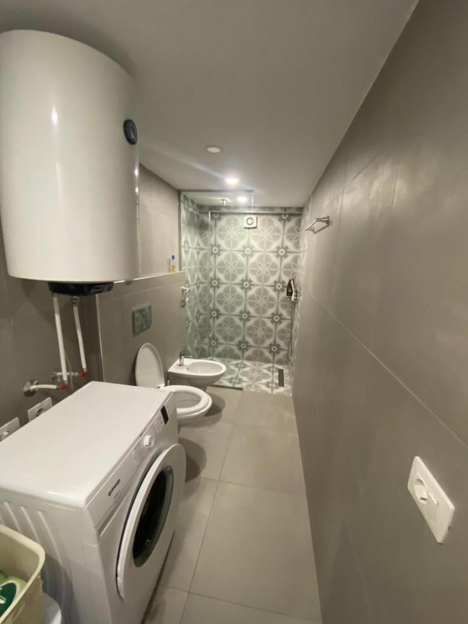 Vlorë Apartament Me Qera Dublex Lungomare מראה חיצוני תמונה